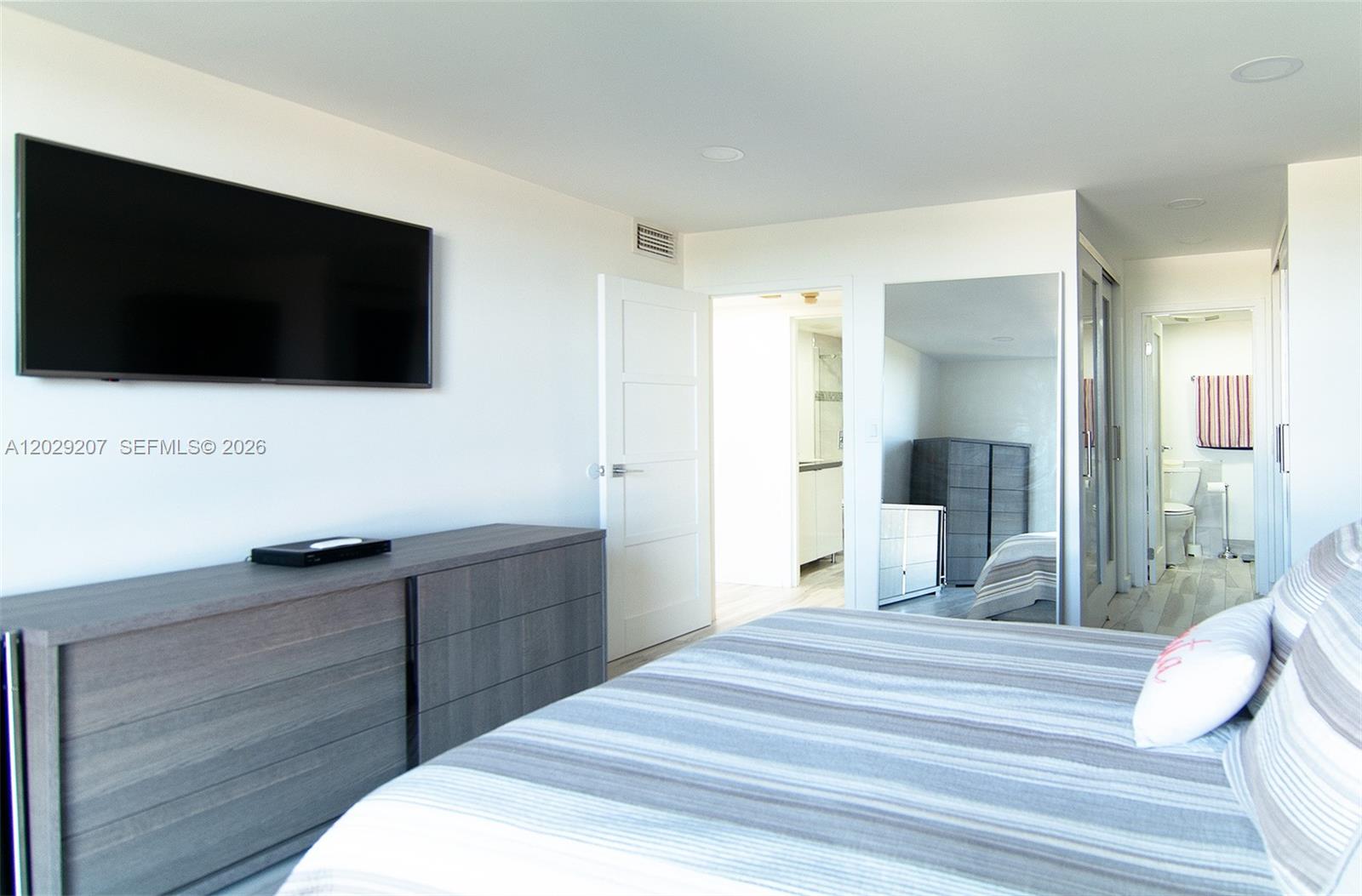 DORSET HOUSE CONDO - Residential