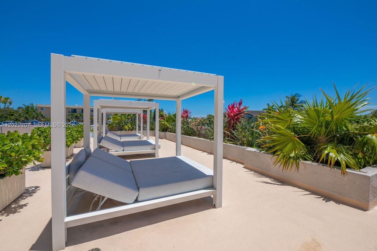 DORSET HOUSE CONDO - Residential
