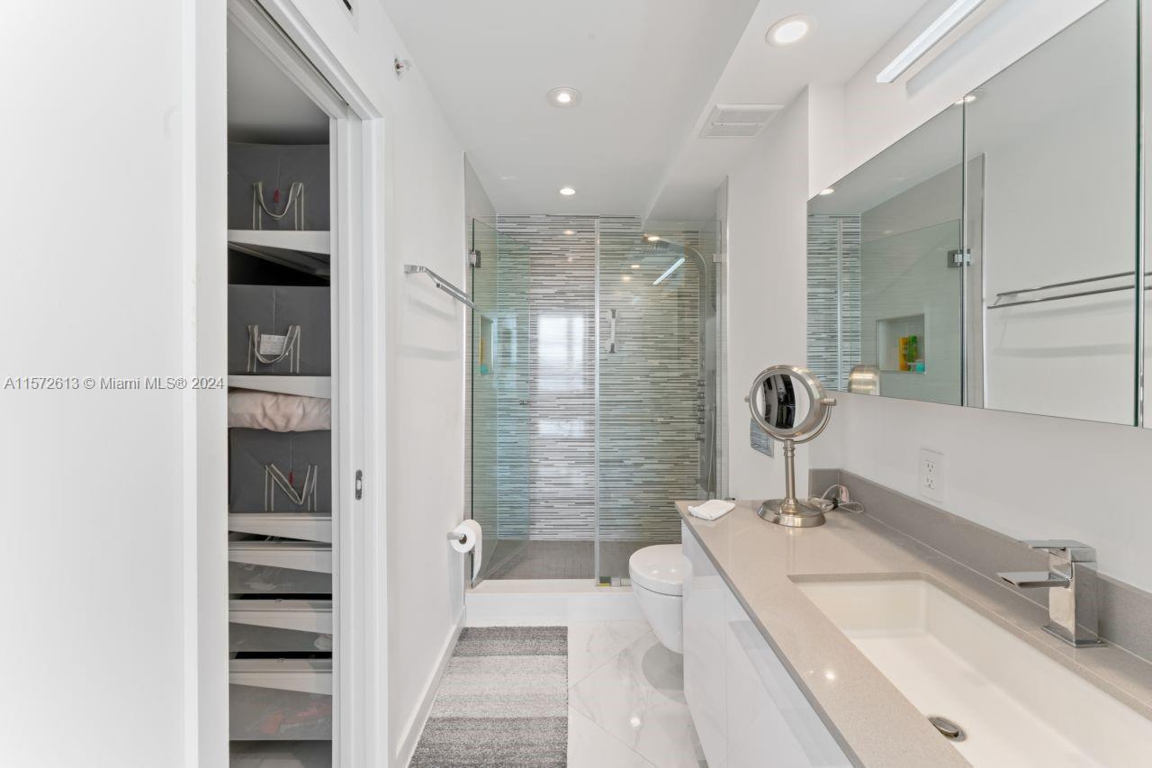 NINE ISLAND AVENUE CONDO - Residential