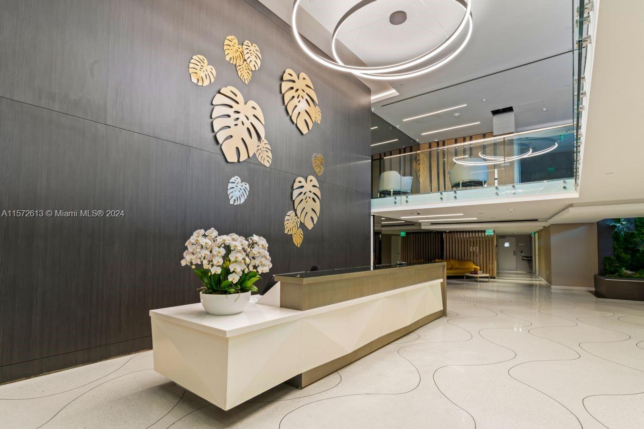 NINE ISLAND AVENUE CONDO - Residential