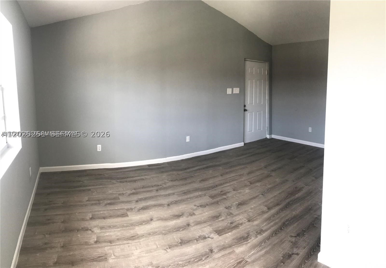 HAMMOCKS TRAILS CONDO - Residential Lease