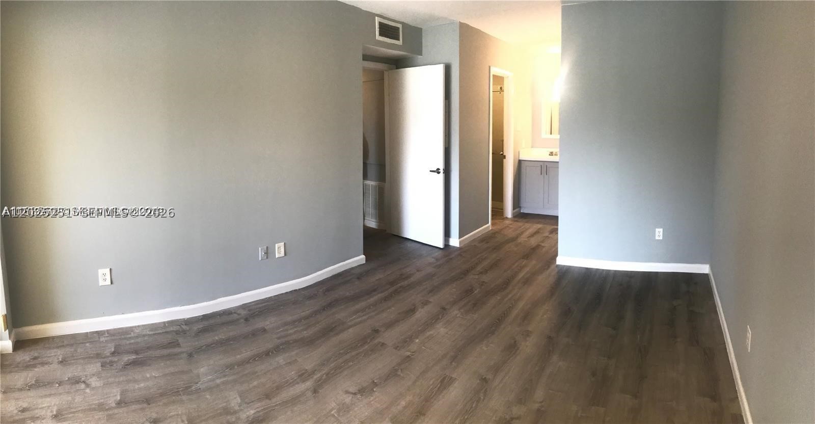 HAMMOCKS TRAILS CONDO - Residential Lease