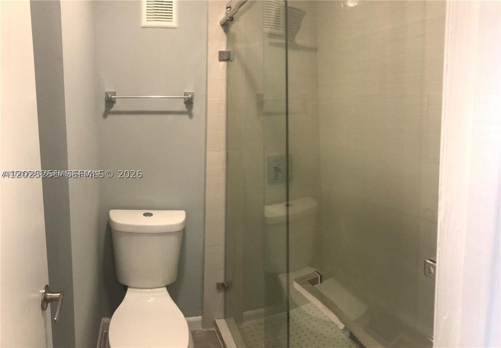 HAMMOCKS TRAILS CONDO - Residential Lease