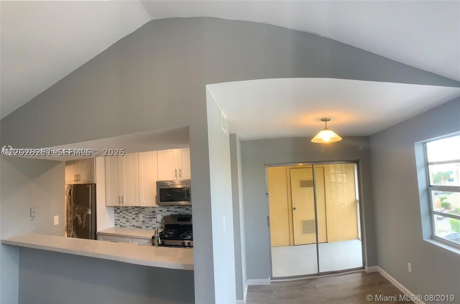 HAMMOCKS TRAILS CONDO - Residential Lease