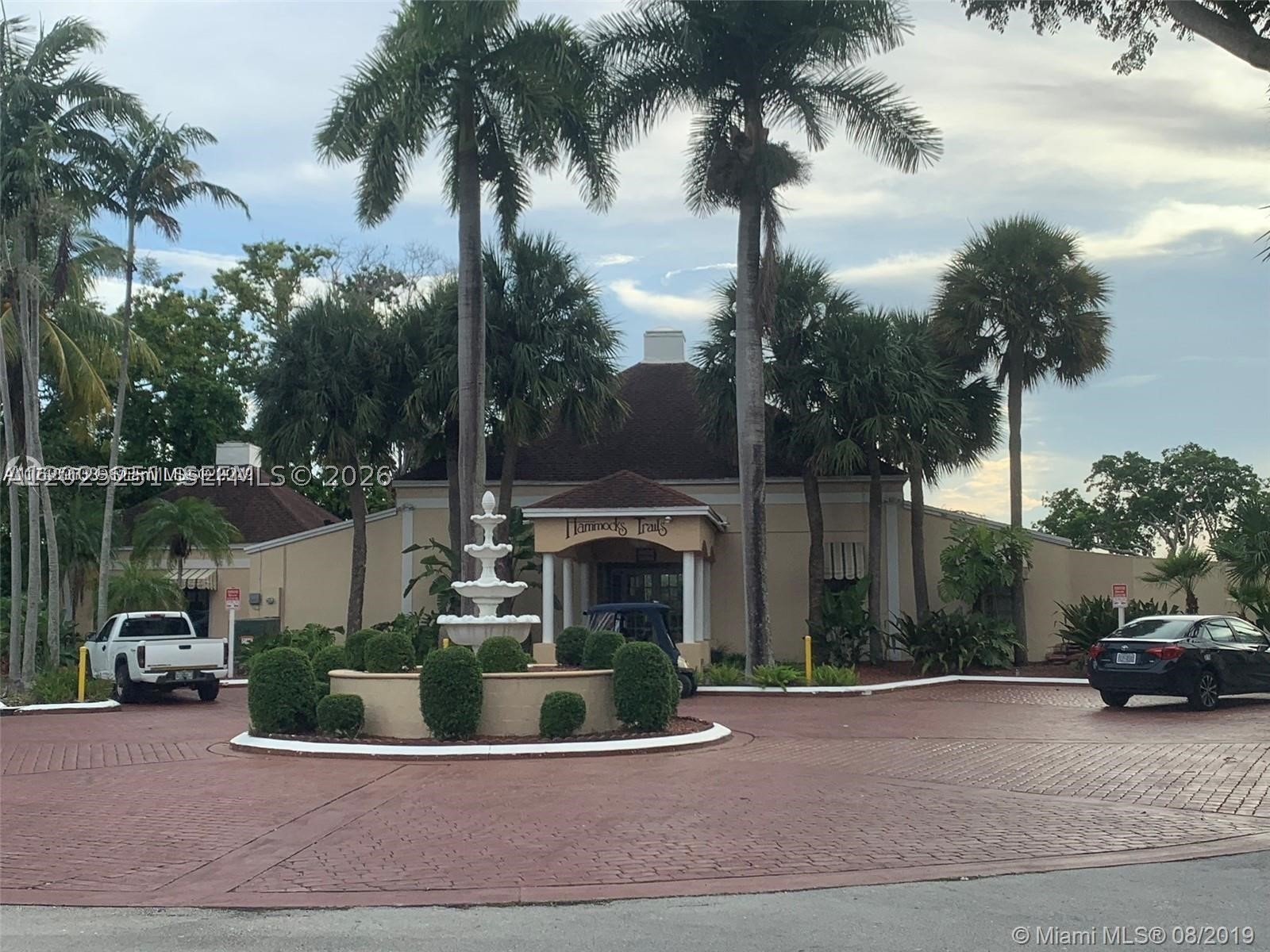 HAMMOCKS TRAILS CONDO - Residential Lease