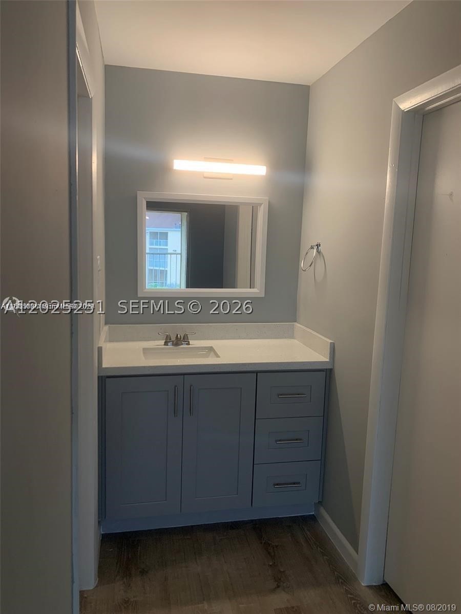 HAMMOCKS TRAILS CONDO - Residential Lease