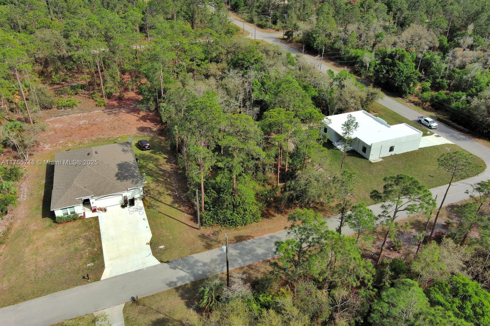 LEHIGH ACRES - Land