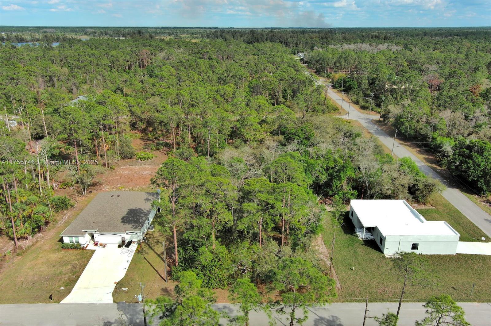 LEHIGH ACRES - Land