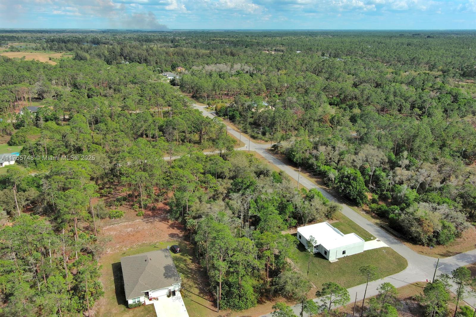 LEHIGH ACRES - Land
