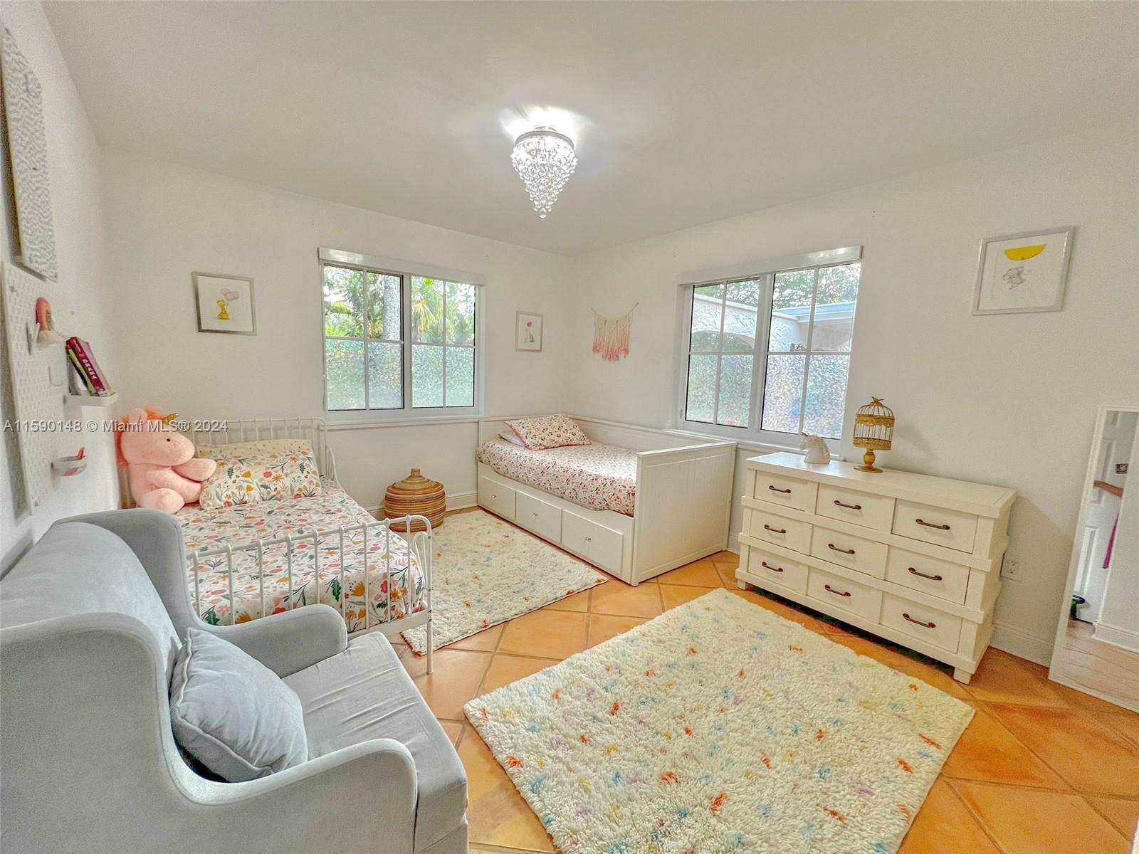 MEADOWVIEW PART 1 - Residential Lease
