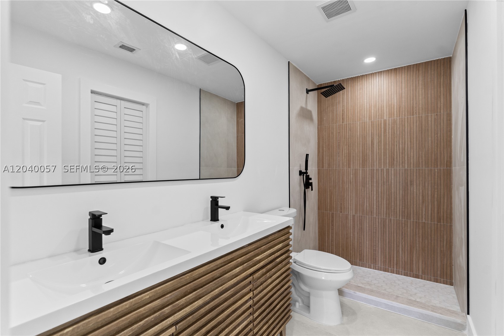 THE TROPICS ADDN - Residential