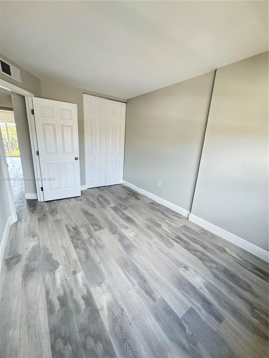 COUNTRY VILLAGE CONDO - Residential Lease
