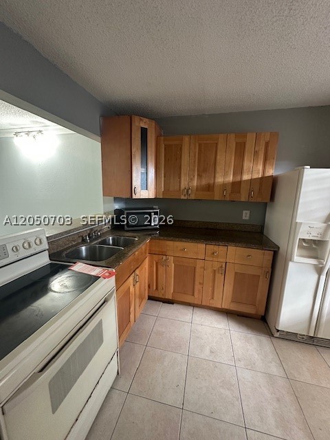 MONTEREY TWO CONDO - Residential