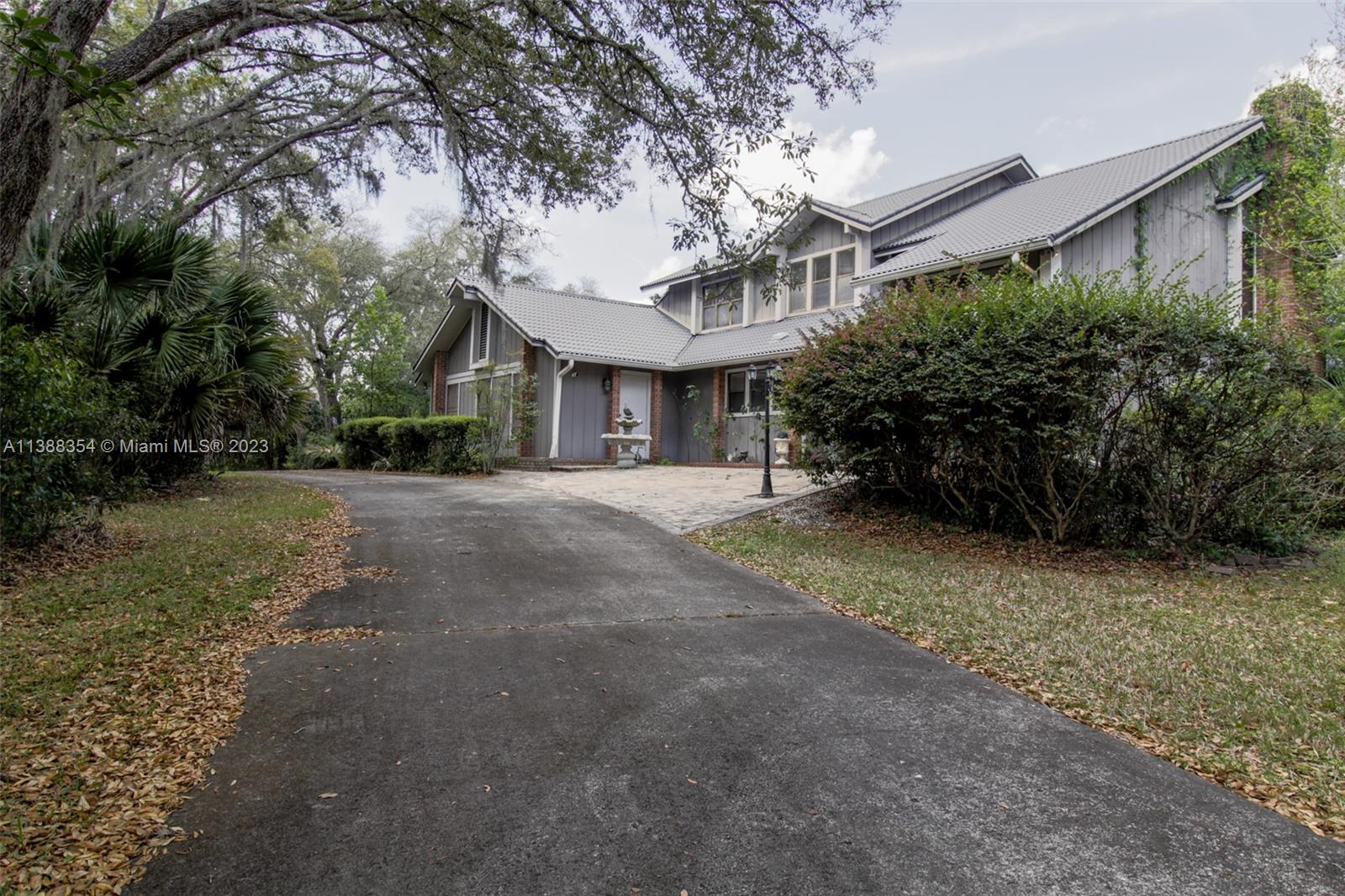 FAIRVIEW ESTATES - Residential