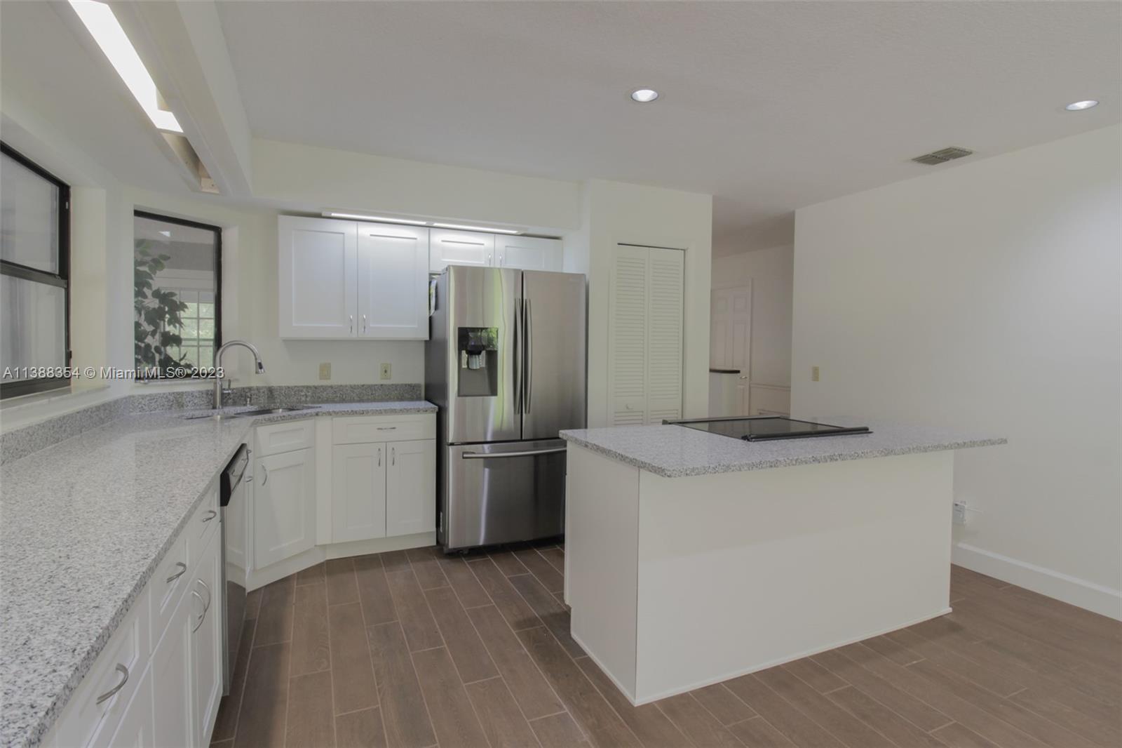 FAIRVIEW ESTATES - Residential