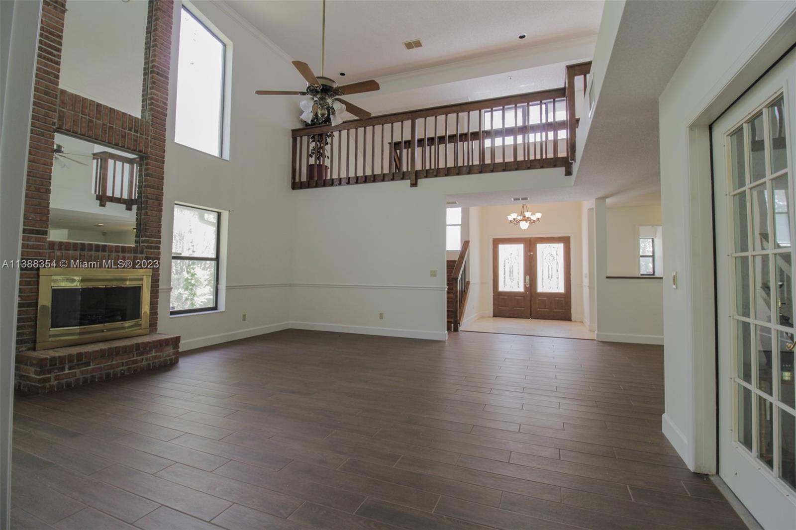 FAIRVIEW ESTATES - Residential