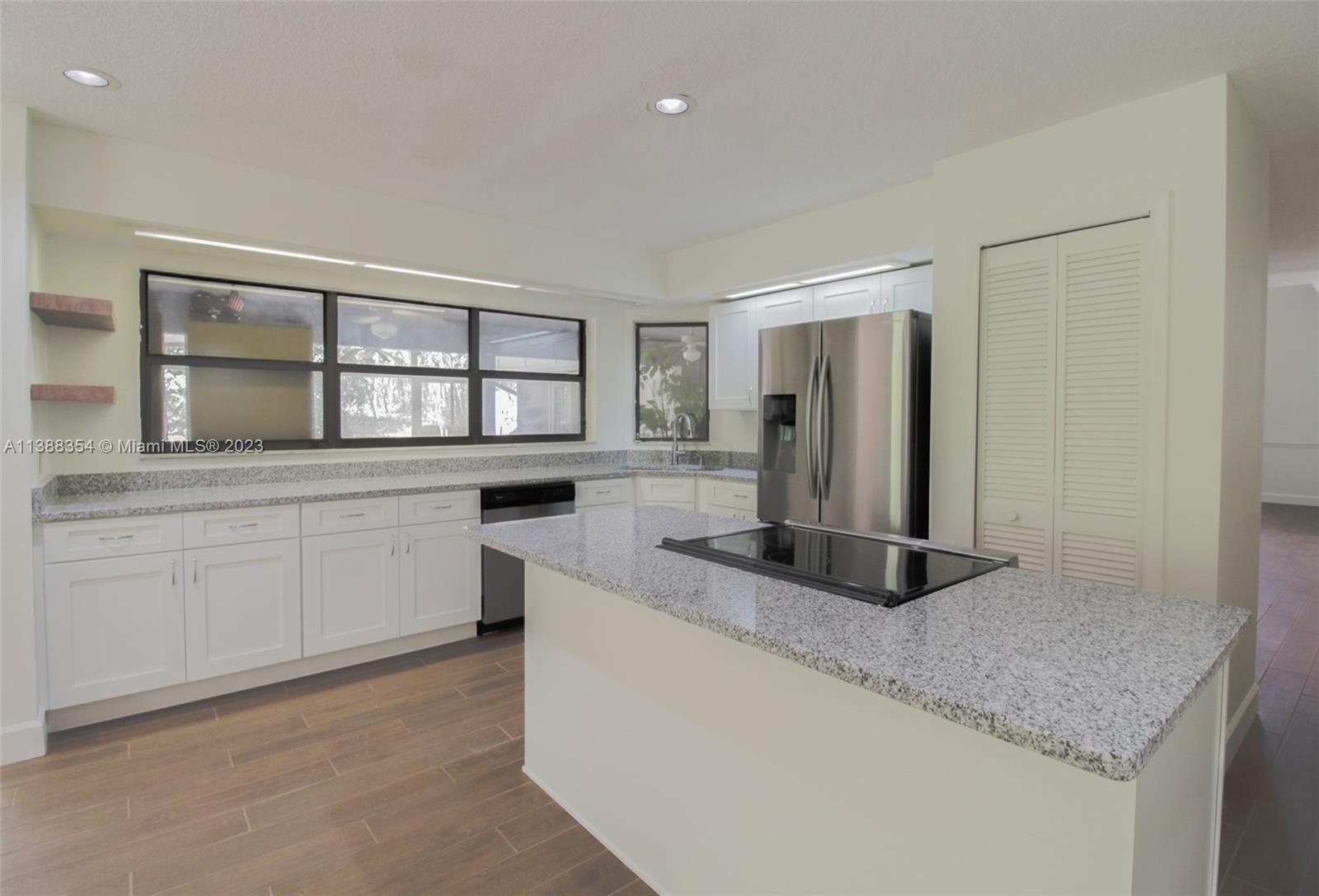 FAIRVIEW ESTATES - Residential