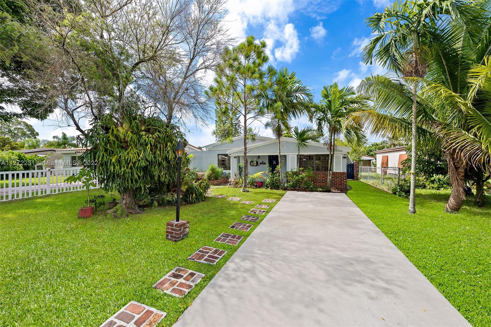 Amazing 3 bedroom 2 bathroom home, excellent conditions. Located on quiet street, features tile throughout living areas with laminate flooring in bedrooms, a separate living and family room. Home has natural gas hook up that currently run the water heater and dryer. Fenced yard. Screened in porch off the kitchen offers a great place to relax and enjoy South Florida living at its best. Located a short distance to major highways, Houses of prayer, Aventura mall, plenty of restaurants and beautiful beaches. One Room and bathroom has also a separate entrance.
