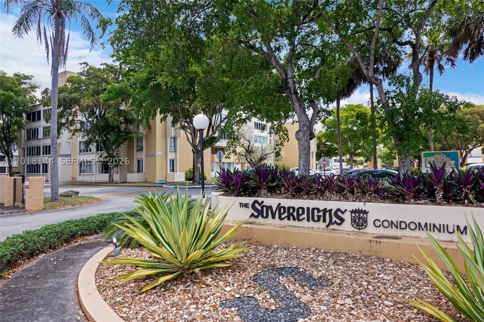 SOVEREIGNS CONDO - Residential