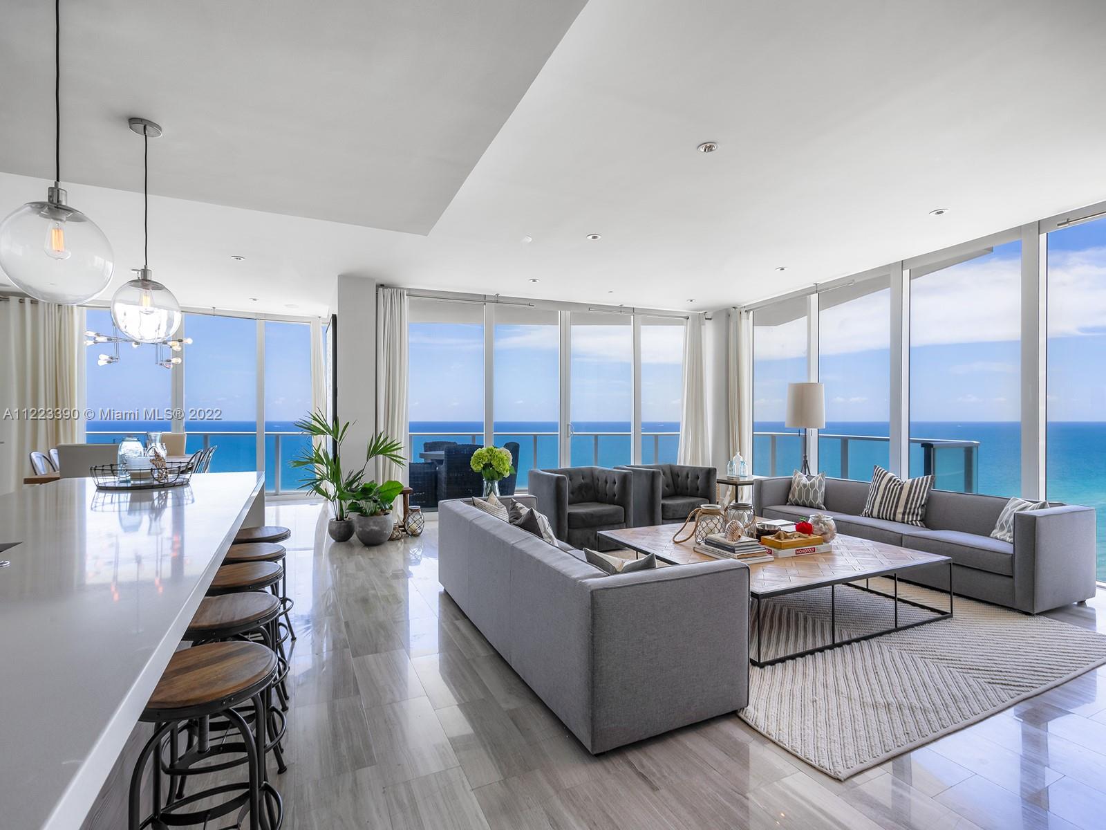 APOGEE BEACH CONDOMINIUM - Residential