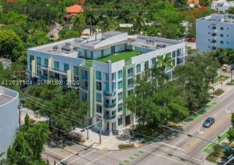 South Two Seven Lofts Con - Residential Lease