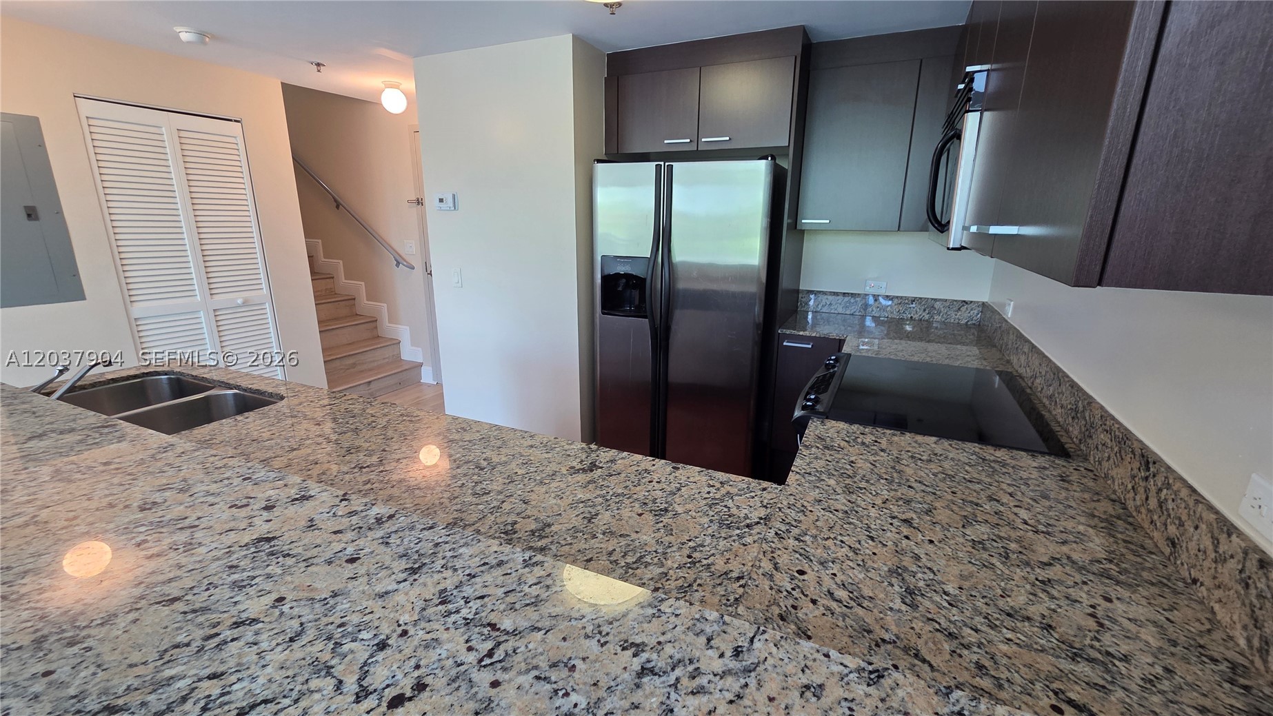 South Two Seven Lofts Con - Residential Lease