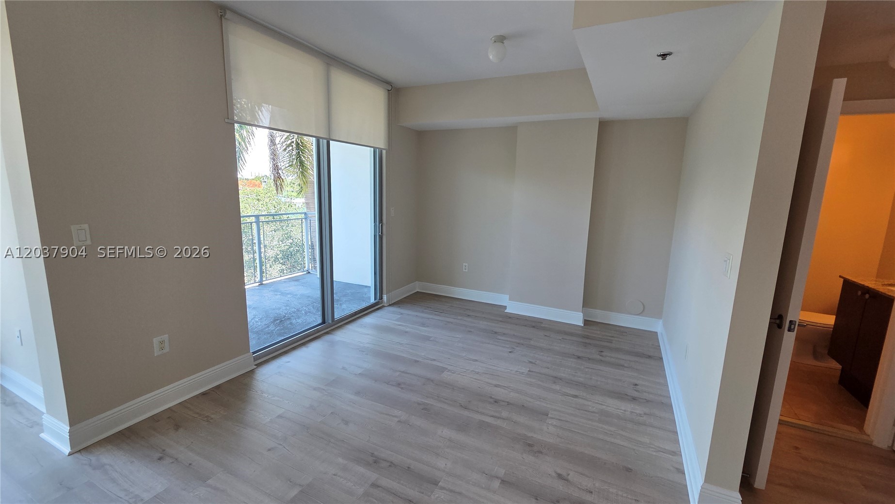 South Two Seven Lofts Con - Residential Lease