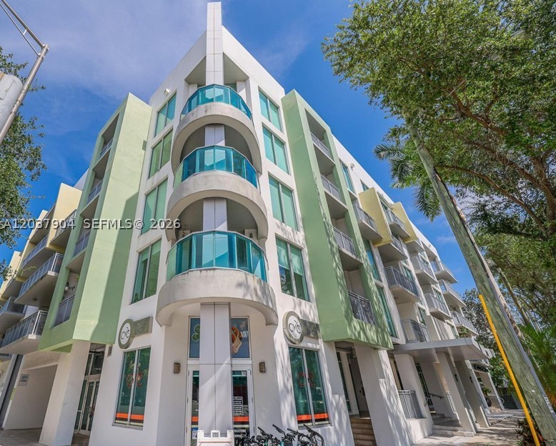 South Two Seven Lofts Con - Residential Lease