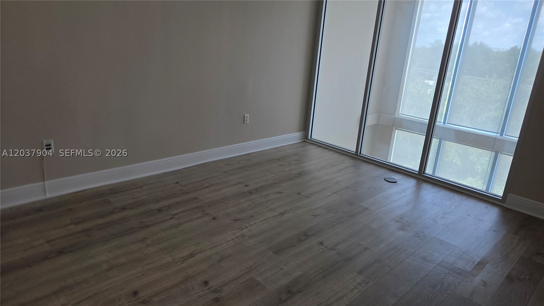 South Two Seven Lofts Con - Residential Lease