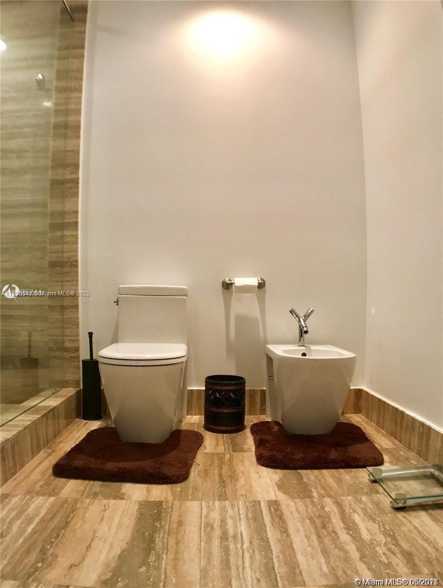 TDR TOWER II CONDO - Residential Lease