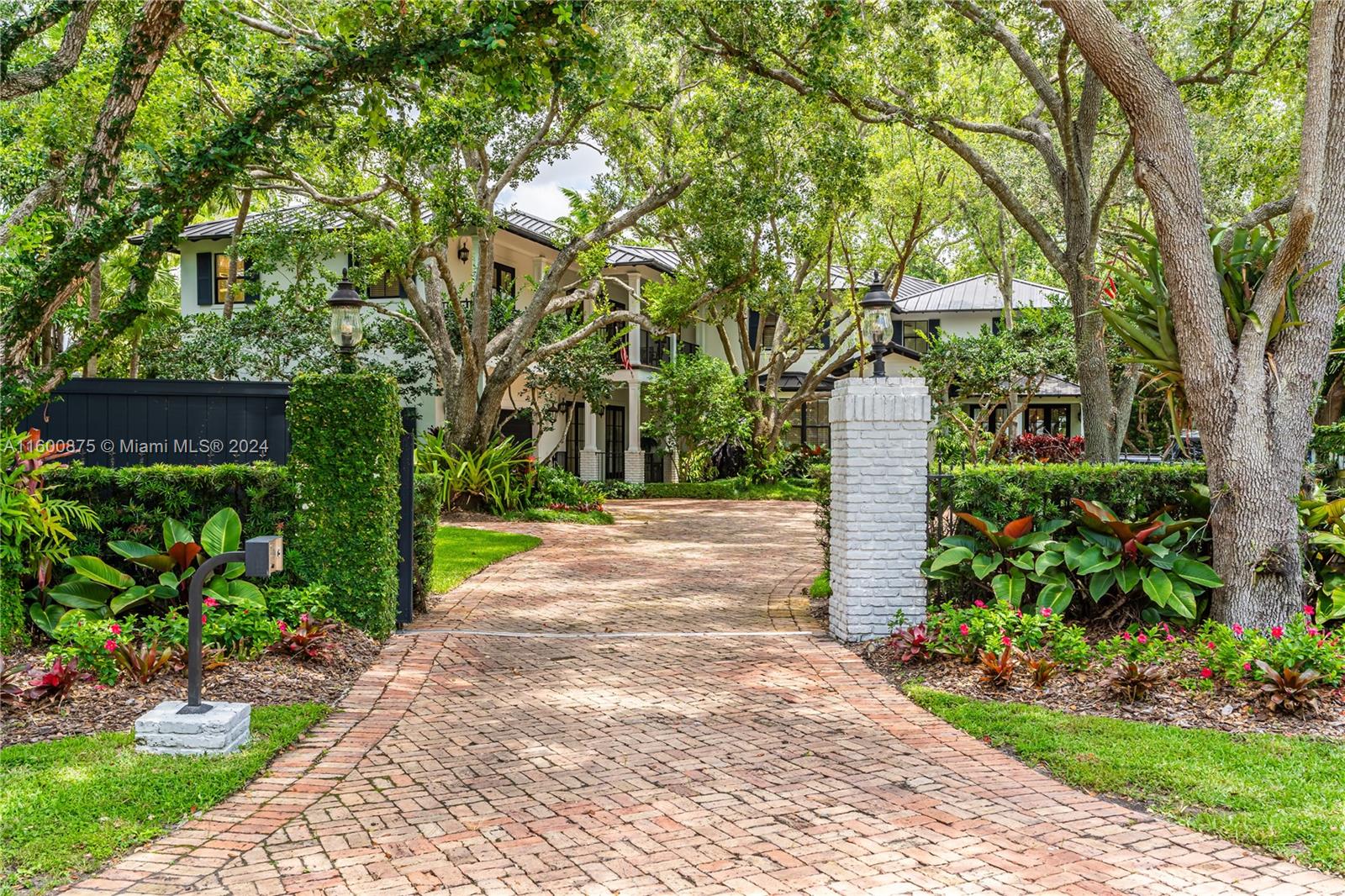 MARC FIRESTONE ESTATES .9 - Residential