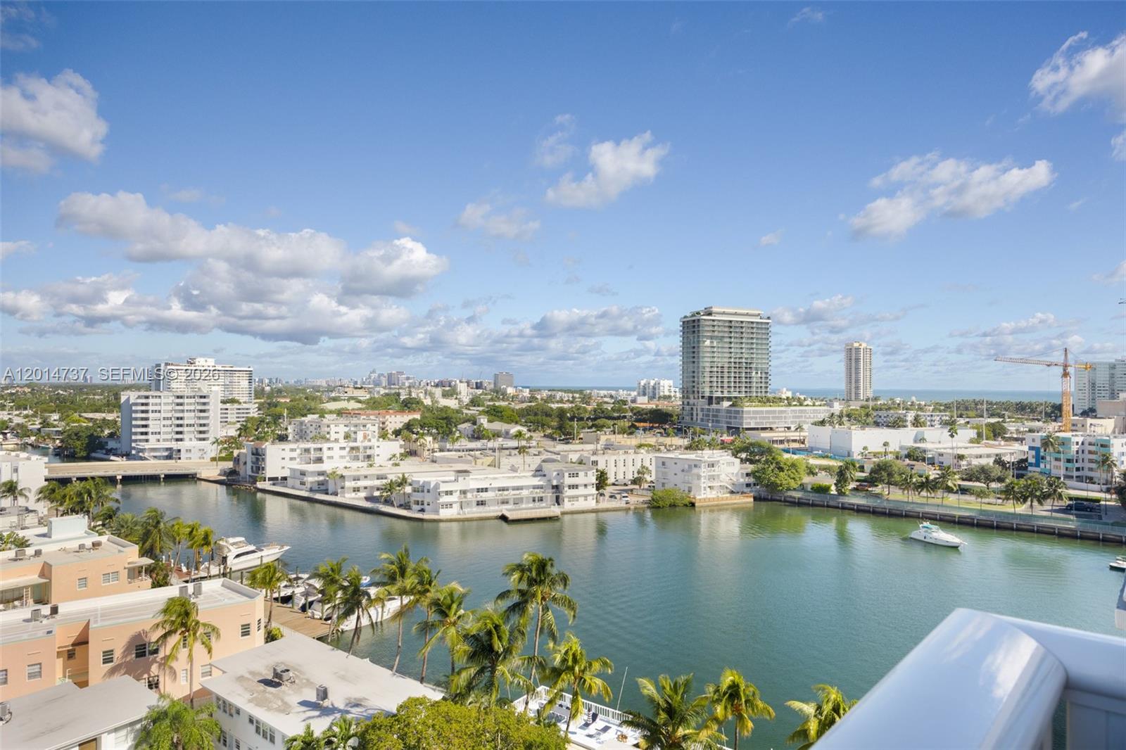 KING COLE CONDO - Residential
