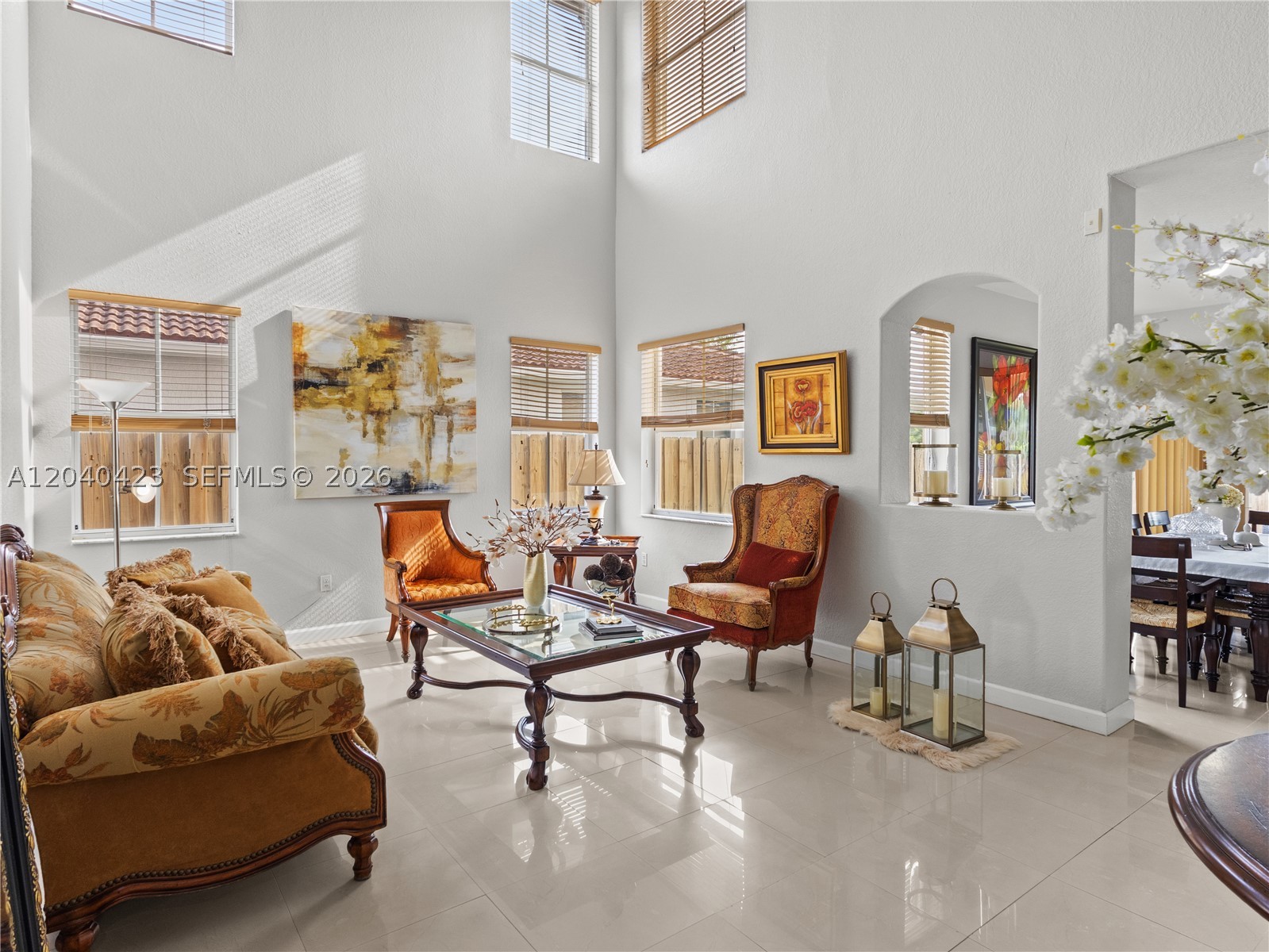 ISLANDS AT DORAL - Residential