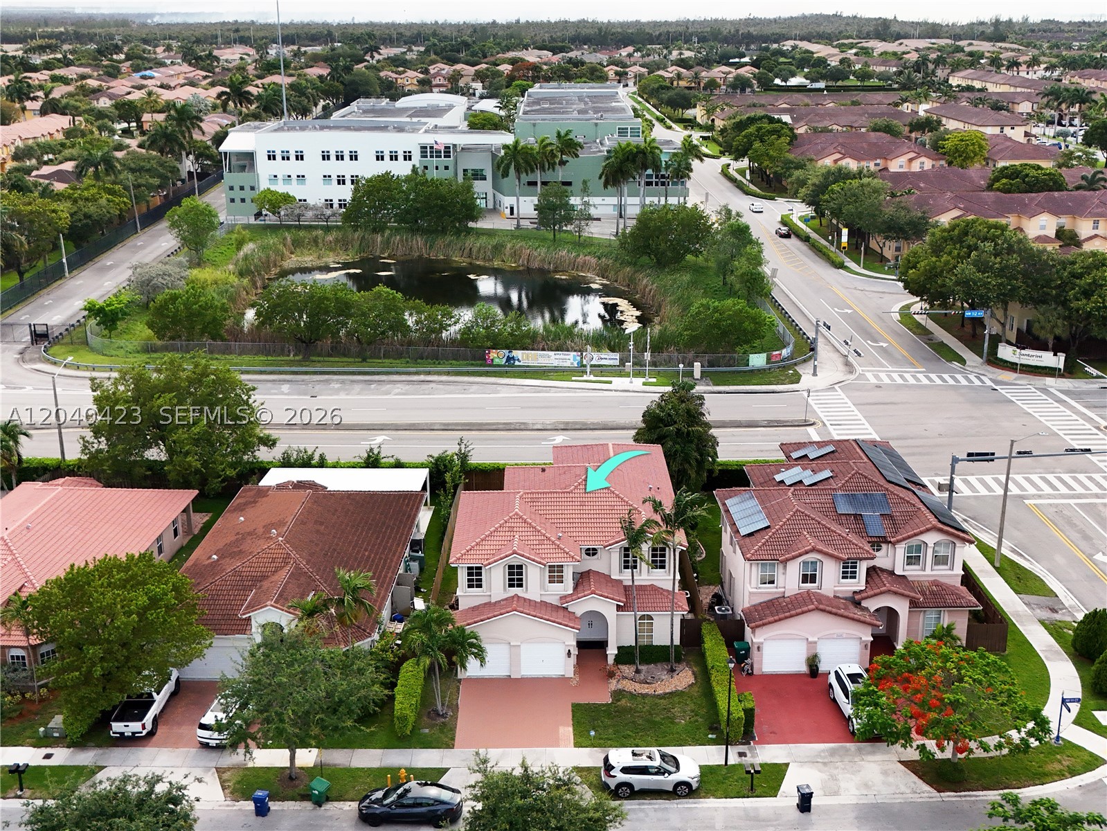 ISLANDS AT DORAL - Residential