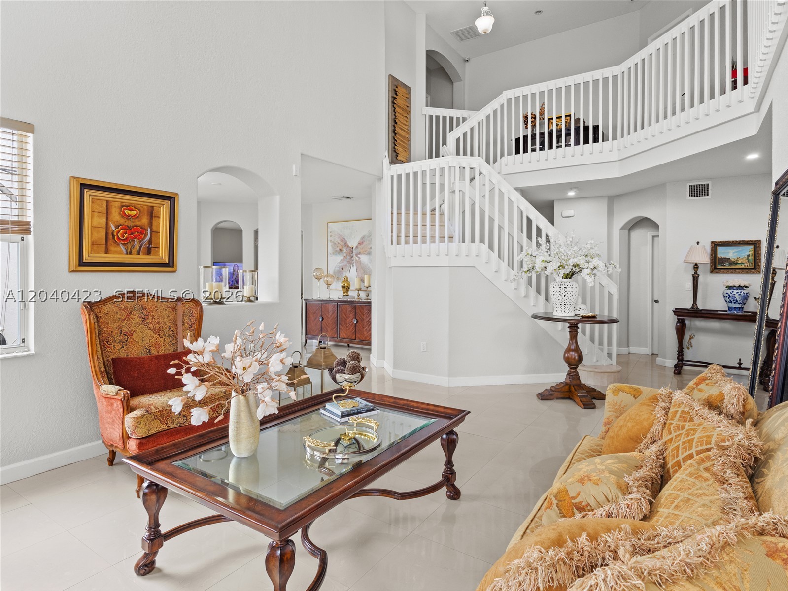 ISLANDS AT DORAL - Residential
