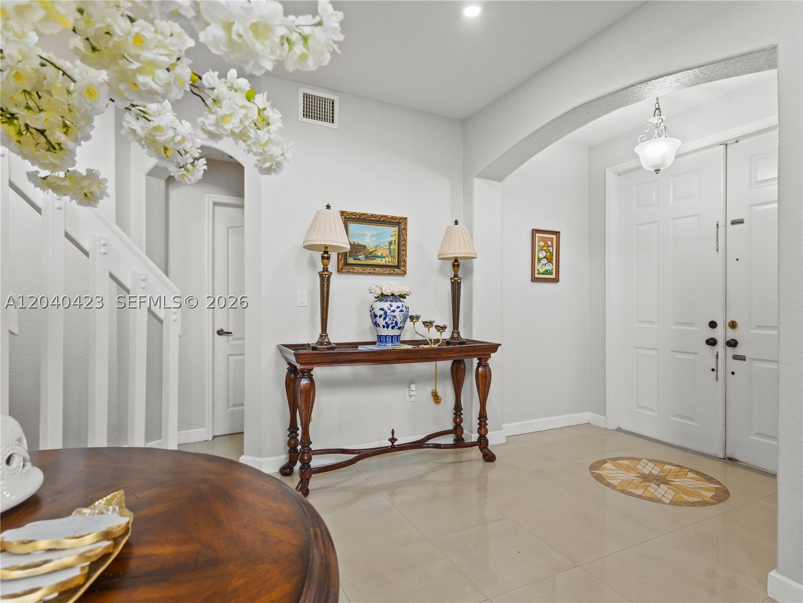 ISLANDS AT DORAL - Residential