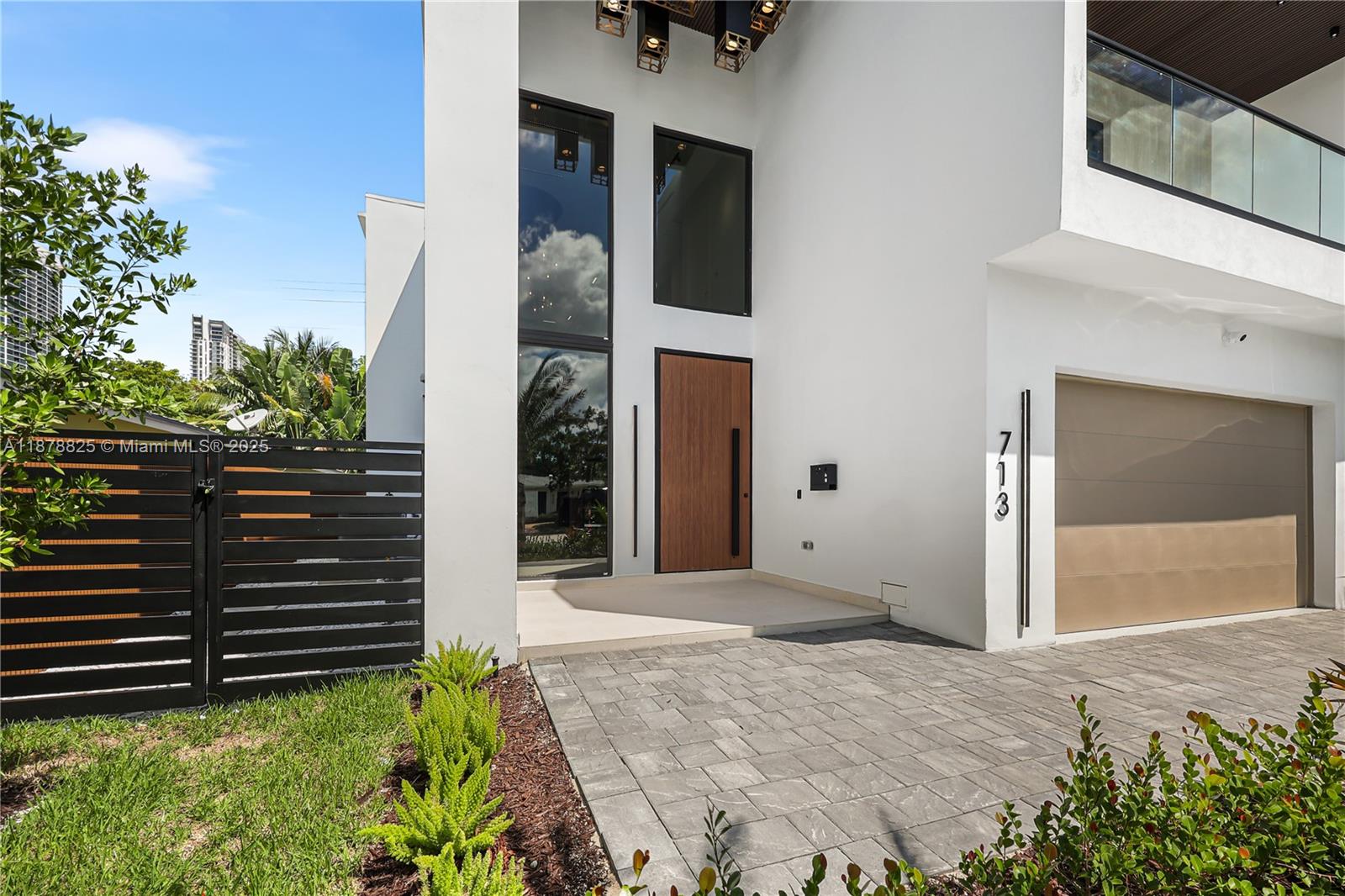 RIO VISTA - Residential