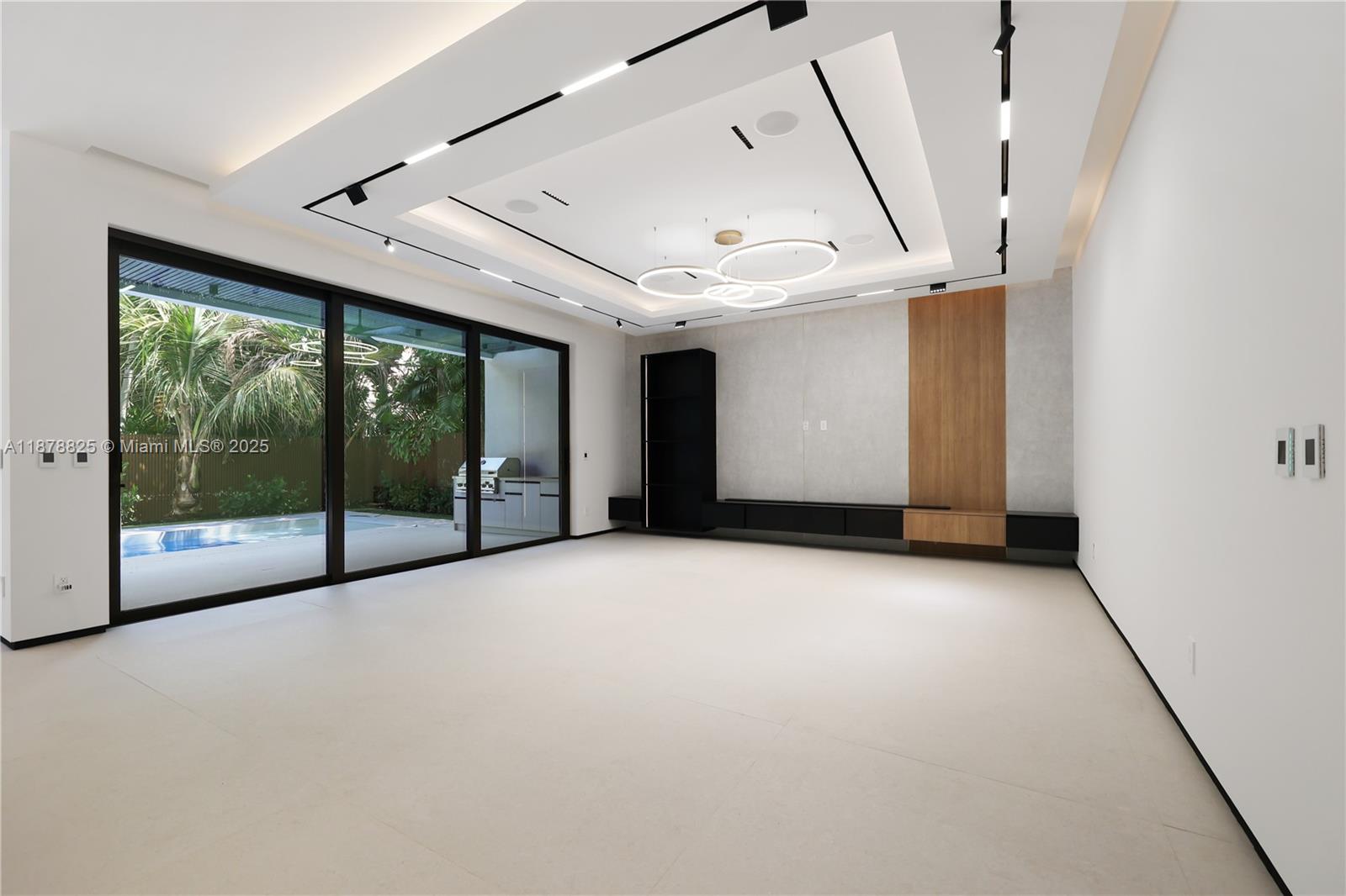 RIO VISTA - Residential
