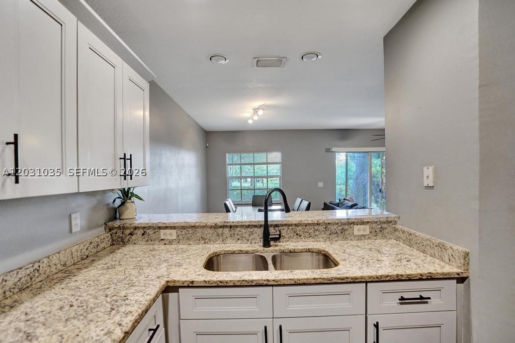 HAMPTONS OF NORTH LAUDERD - Residential