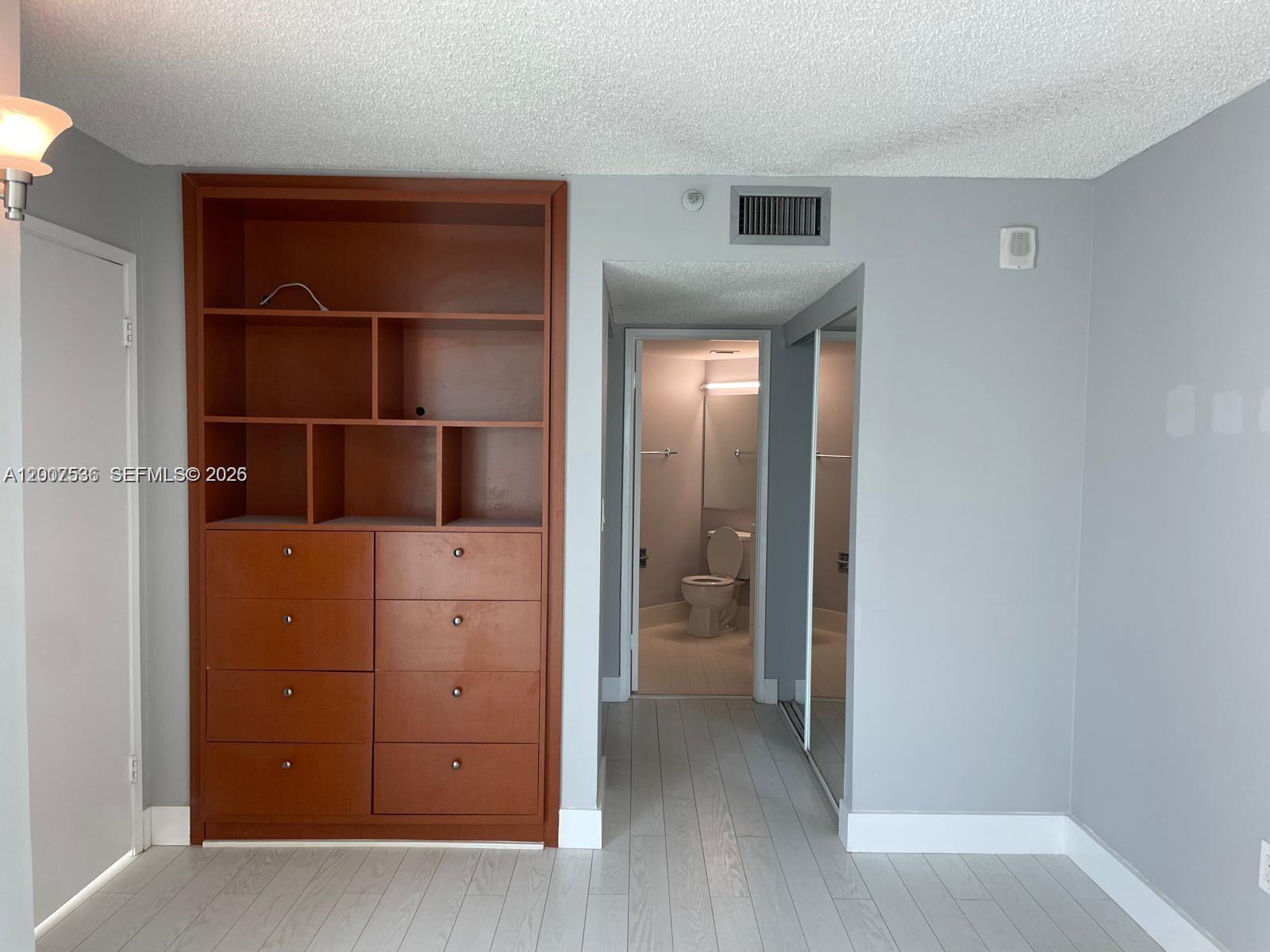 LA RIVE GAUCHE CONDO - Residential