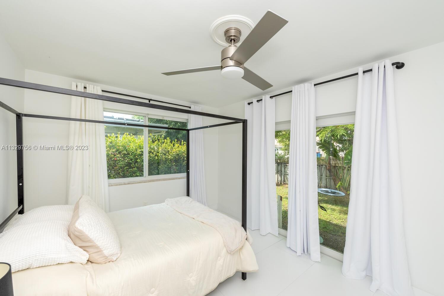 ALTOS DEL MAR NO 4 - Residential Lease