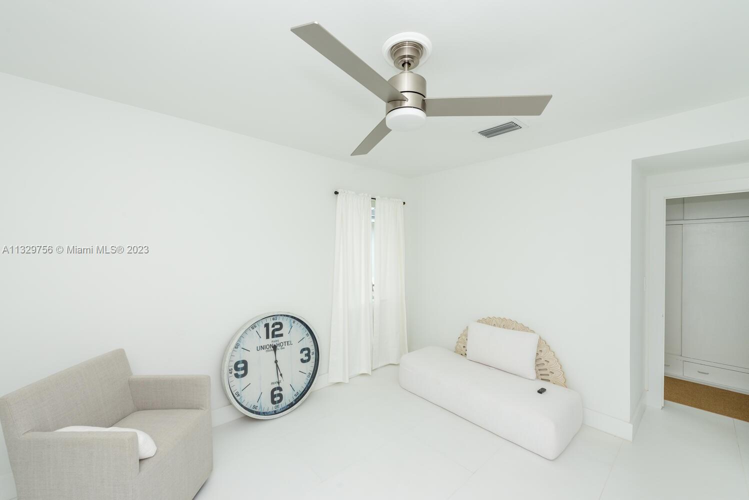 ALTOS DEL MAR NO 4 - Residential Lease