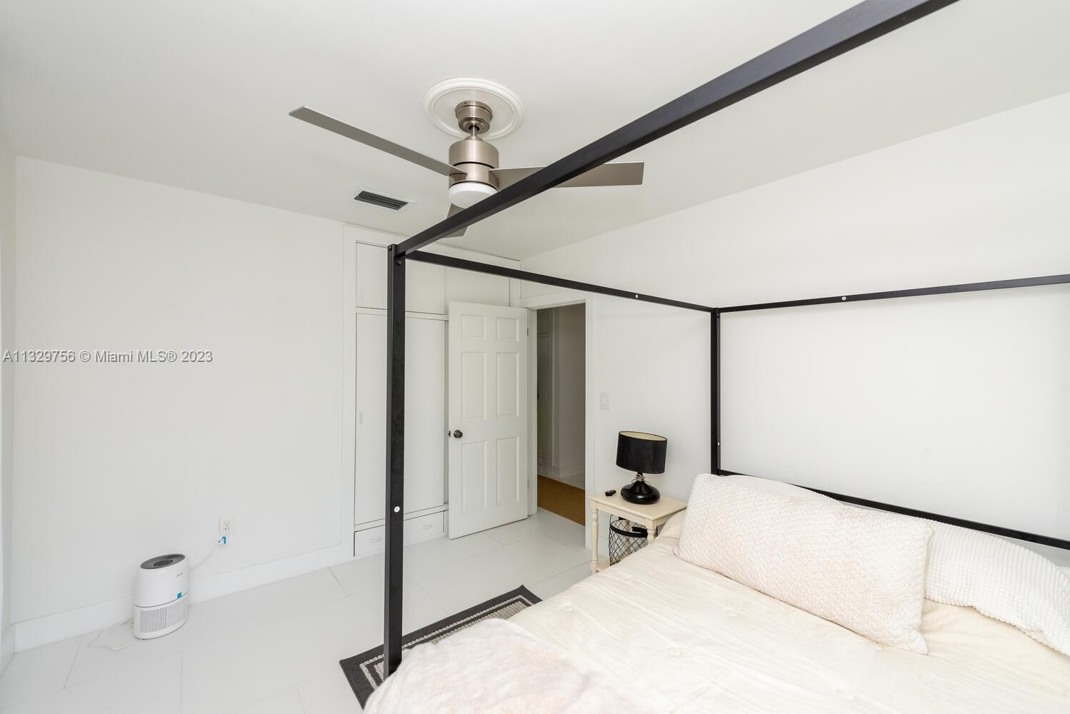 ALTOS DEL MAR NO 4 - Residential Lease