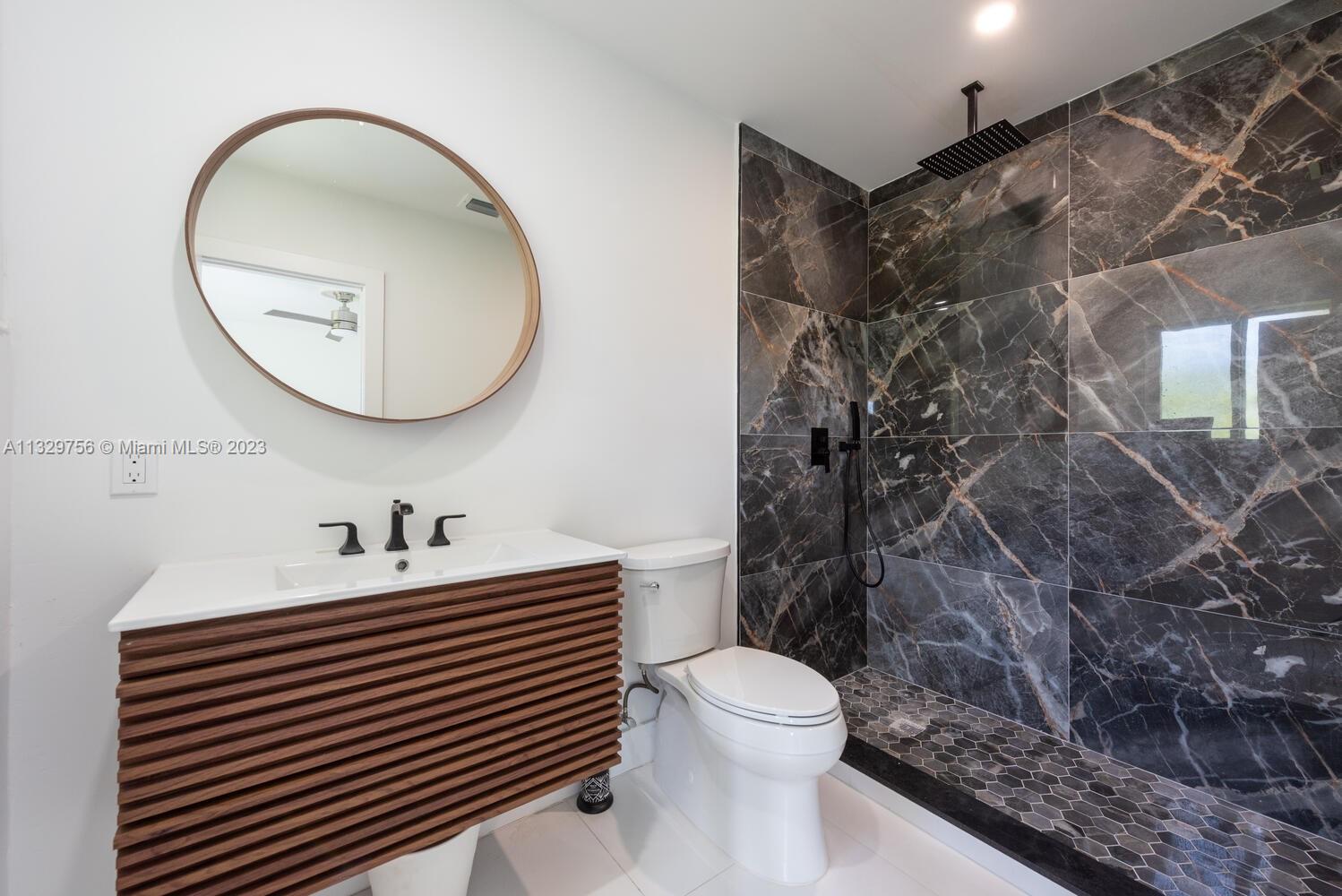 ALTOS DEL MAR NO 4 - Residential Lease