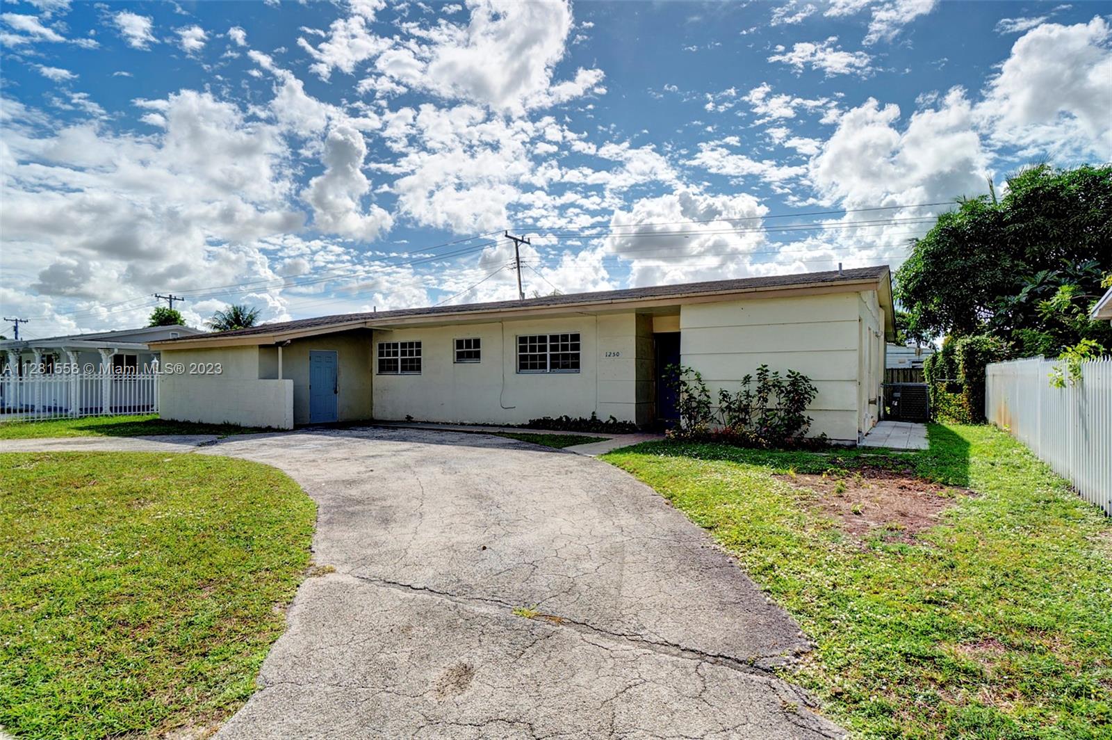 SCOTT LAKE MANOR SEC 3 - Residential