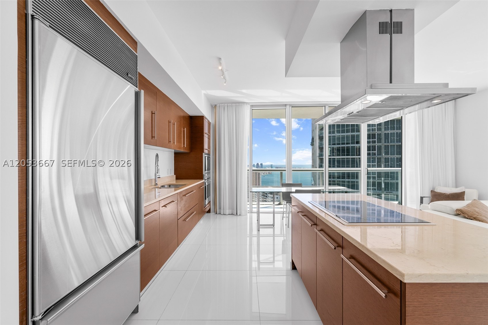 ICON BRICKELL CONDO NO 3 - Residential