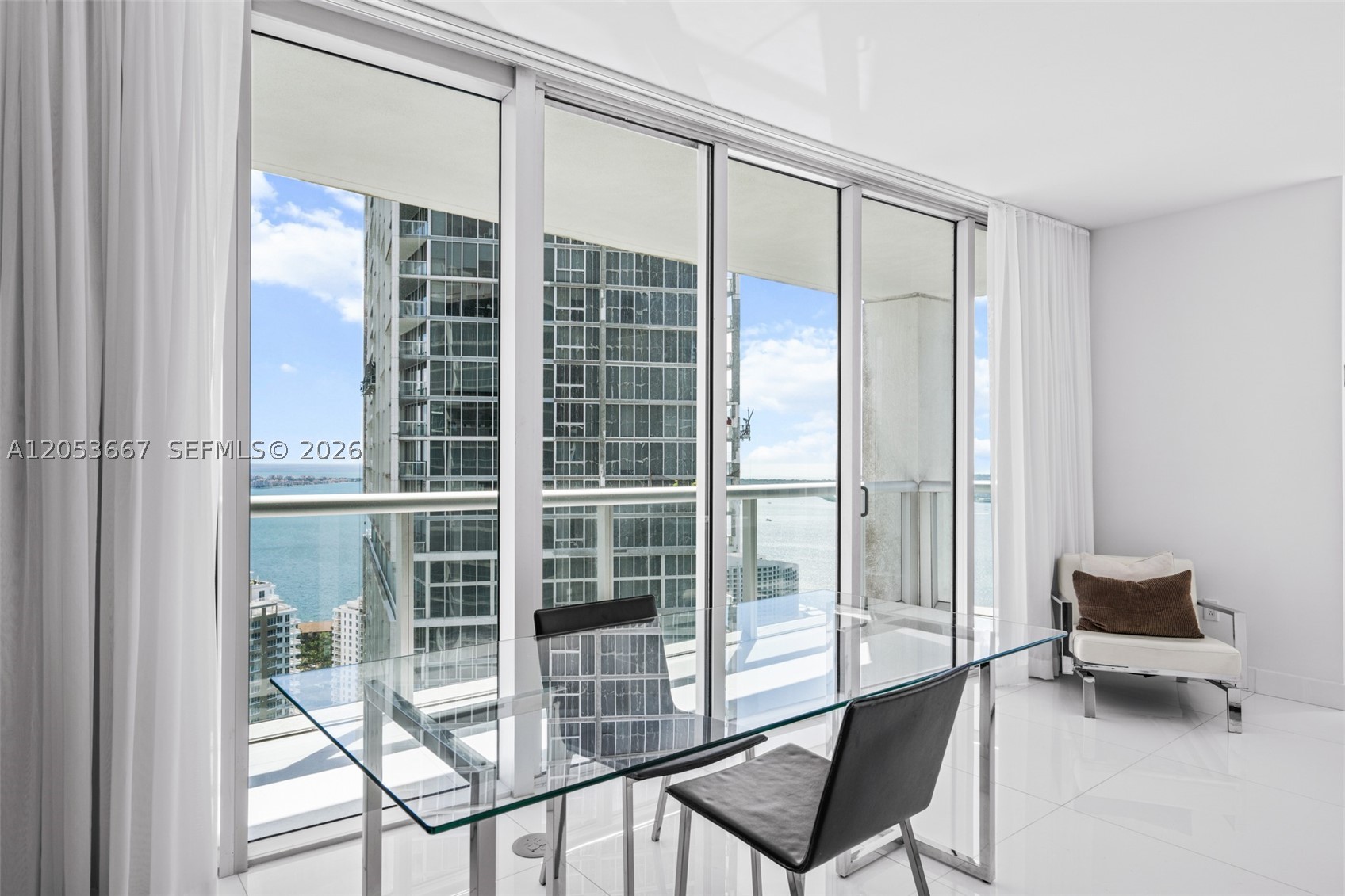 ICON BRICKELL CONDO NO 3 - Residential