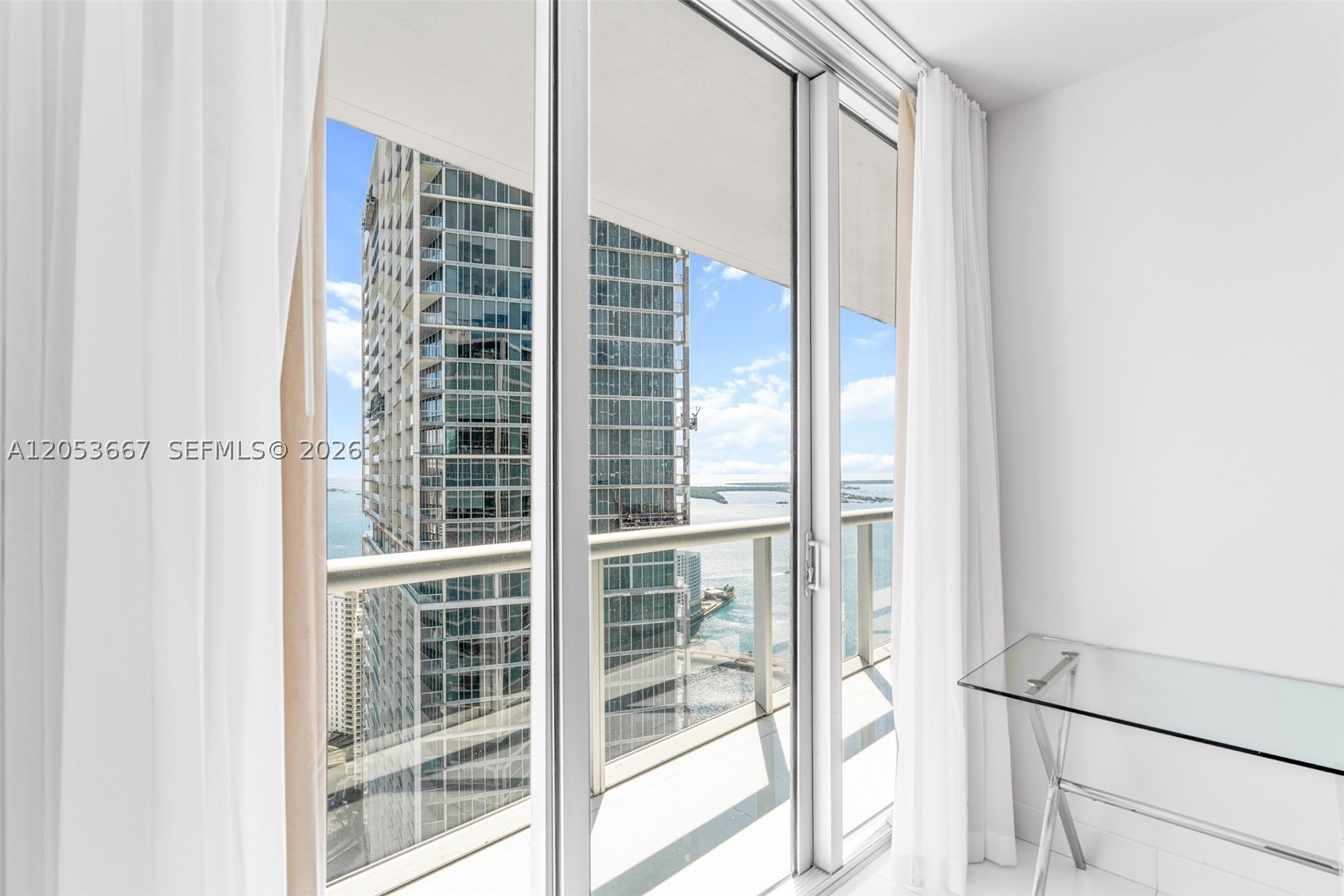 ICON BRICKELL CONDO NO 3 - Residential