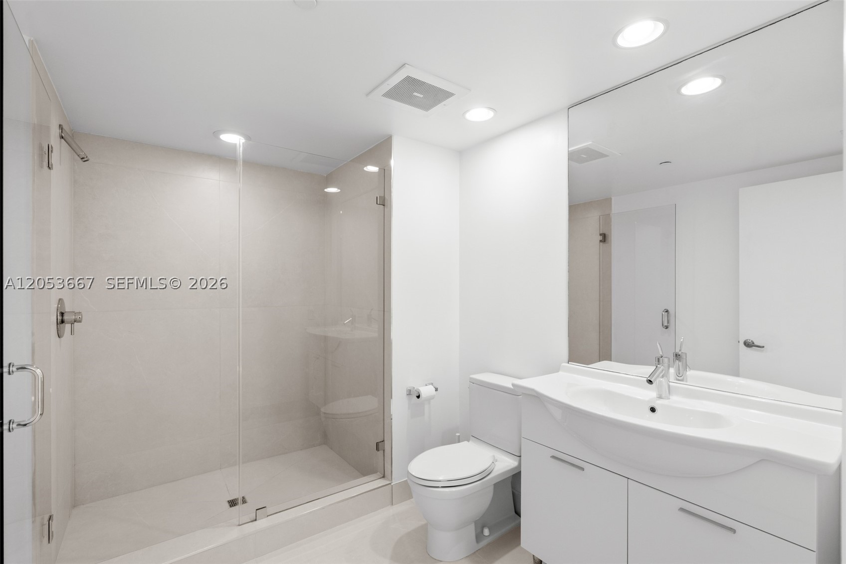 ICON BRICKELL CONDO NO 3 - Residential