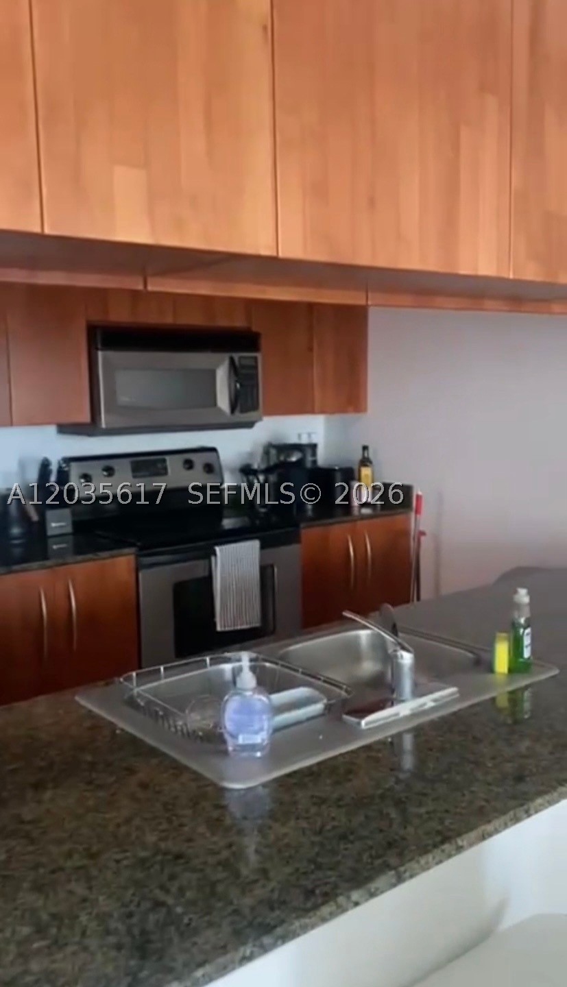 THE CLUB AT BRICKELL BAY - Residential